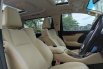 Toyota Alphard 2.5 G A/T 2016 Putih Sangat Terawat 8