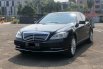 Mercedes-Benz S-Class S 300 2011 Hitam 3