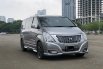 Hyundai H-1 Royale Bensin 2018 Silver 5