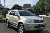 Mobil Toyota Fortuner 2010 G dijual, Jawa Barat 2