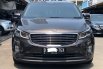 KIA GRAND SEDONA ULTIMATE AT COKLAT 2017 HARGA DISKON!! 1