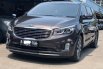 KIA GRAND SEDONA ULTIMATE AT COKLAT 2017 HARGA DISKON!! 3