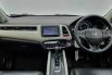 Honda HR-V 1.8L Prestige 2015 Abu-abu 9