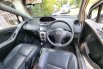 Toyota Yaris E 2010 Silver matic 1