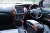 Jual cepat Nissan Grand Livina Ultimate 2011 di Banten 10