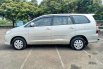 Mobil Toyota Kijang Innova 2009 V dijual, DKI Jakarta 7