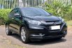 Honda HR-V 1.5L E CVT 2017 Hitam 2