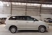 Toyota Kijang Innova V 2013 4