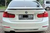 BMW 3 Series 328i 2014 Putih 4