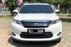 Toyota Harrier 2.0 at  2015 Putih 3