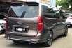 HYUNDAI H-1 ROYALE DIESEL AT COKLAT 2018 MPV TERTINGGI HARGA DISKON TERBAIK!! 5