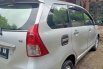 Toyota avanza tipe g warna silver 4