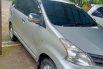 Toyota avanza tipe g warna silver 5