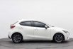 Mazda 2 R 2017 8