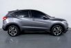 Honda HRV E SE AT 2021 Abu Abu 3