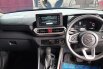 Daihatsu Rocky 1.2 X A/T ( Matic ) 2022 Abu2 Km 4rban Mulus Siap Pakai Good Condition 4