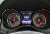 Mercedes-Benz GLA 200 Merah 2