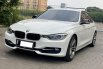 BMW 3 Series 328i 2014 Putih 2