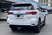 Toyota Fortuner 2.4 VRZ AT 2017 Putih 4