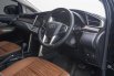 Toyota Kijang Innova V 2.0 Bensin  2018 7