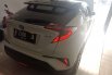 Toyota C-HR 1.8 L HV CVT Dual Tone 2019 3