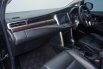 Toyota Venturer 2.0 Q A/T 2018 9