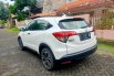 Honda HR-V E CVT 2020 Putih 8