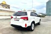 Kia Sorento 2.4 Tahun 2013 Automatic Putih Metalik 5