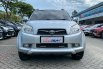 TOYOTA RUSH 1.5 S AT MATIC 2010 SILVER GOOD CONDITION 2