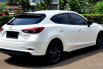 Km13rb Mazda 3 Hatchback 2019 Hatchback putih cash kredit proses bisa dibantu 4