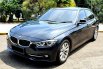 BMW 3 Series 320i M Sport hitam 2017 km 35 rban cash kredit proses bisa dibantu 4