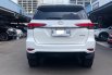 Toyota Fortuner 2.4 VRZ AT 2017 Putih 6