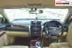 Toyota Camry 2.5 V Tahun 2015 Facelift Automatic Hitam Metalik 4