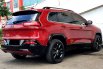 Jeep Cherokee Trailhawk AWD 2015 merah km 51rban siap pakai cash kredit proses bisa dibantu 4