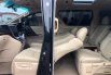 Toyota Vellfire ZG PREMIUM SOUND AT 2010 Hitam 9
