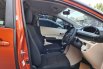 Toyota Sienta V AT ( Matic ) 2017 Orange Km Low 68rban Siap Pakai Pajak Panjang 2024 8