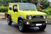 Km8rban Suzuki Jimny AT 2022 kuning kinetic yellow cash kredit proses bisa dibantu 1