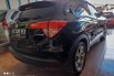 Honda HR-V E CVT 2017 Hitam 6