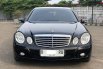 Mercedes-Benz E-Class E 200 2007 Hitam 2