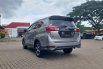 Toyota Venturer A/T Diesel 2021 5