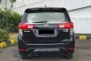 Toyota Kijang Innova V facelift Diesel AT 2019 Hitam 6