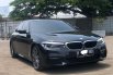 BMW 5 Series 530i 2020 Hitam 3
