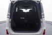Toyota Voxy 2.0 A/T 2017 Putih 6