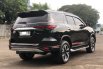 Toyota Fortuner 2.4 VRZ TRD AT 2017 Hitam 4