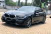 BMW 5 Series 530i 2020 Hitam 2