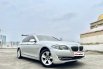 BMW 528i Sunroof Tahun 2010 Automatic Silver Metalik 2