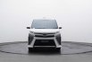 Toyota Voxy 2.0 AT 2017 Putih 1