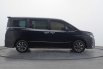 Toyota Voxy 2.0 AT 2019 Hitam 3
