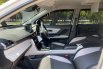 Toyota Veloz 1.5 Q CVT TSS A/T 2022 Putih 10