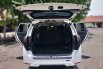 Toyota Kijang Innova V A/T Diesel 2020 Putih facelift 3
